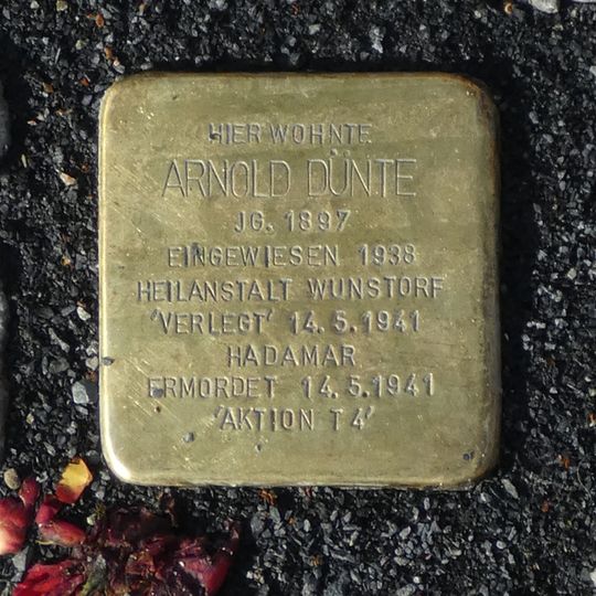 Stolperstein en memoria de Arnold Dünte