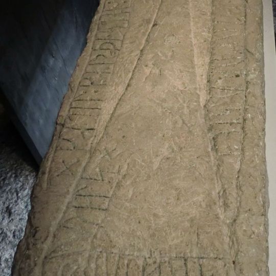 Västergötlands runinskrifter 79