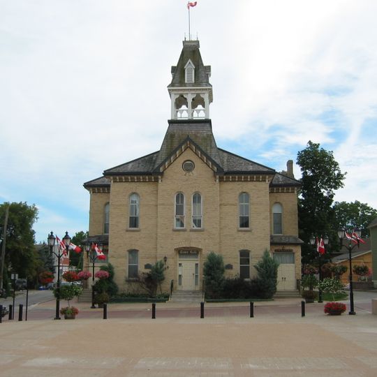 Old Newmarket Town Hall and Courthouse