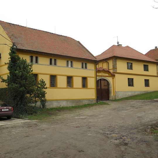 Středokluky 5