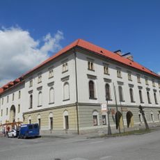 Býv. mestský hostinec, divadlo