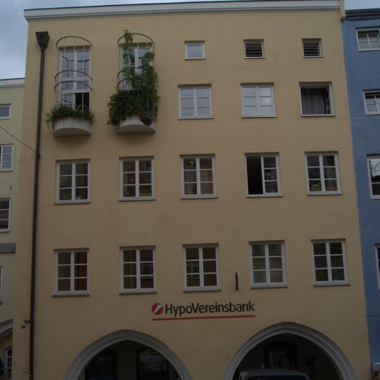 Fassaden eines Doppelhauses