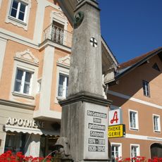Brunnen, Kriegerdenkmal