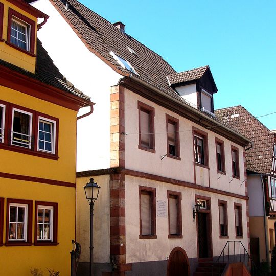 Ehemaliger Pfarrhof, Pfarrhaus