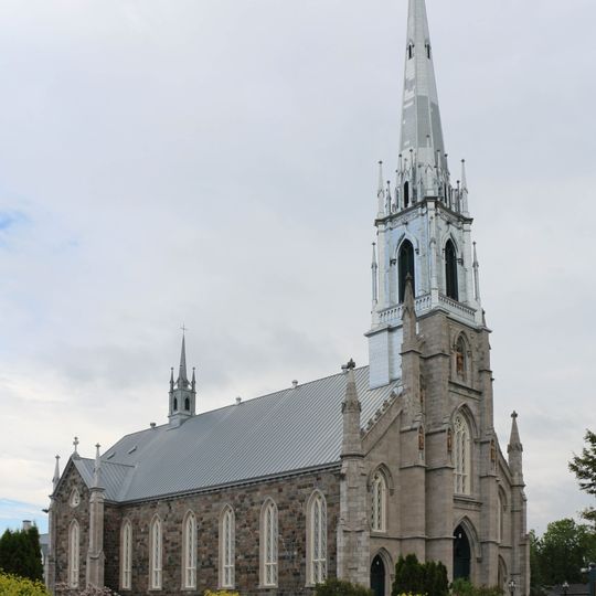 Site patrimonial de l'église et du cimetière de Saint-Henri