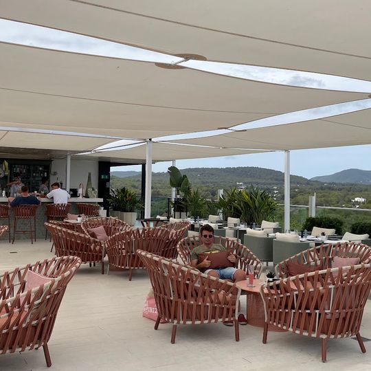 Epic Infinity Lounge BLESS Hotel Ibiza