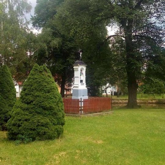 Socha svatého Jana Nepomuckého v Běsnu