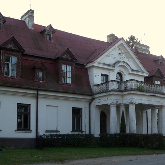 Manor in Ostrów