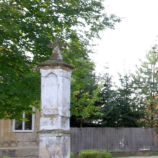 Column shrine in Martiněves