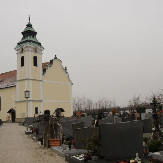 Friedhofskirche hl. Johannes Evangelist und hl. Johannes Bapt.
