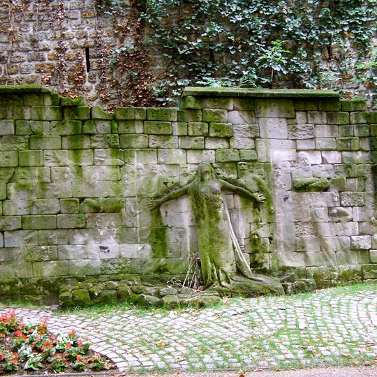 Monument aux victimes des Révolutions