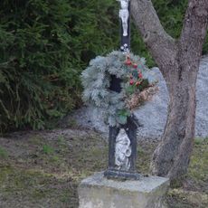 Kříž na severním okraji Ohrazení