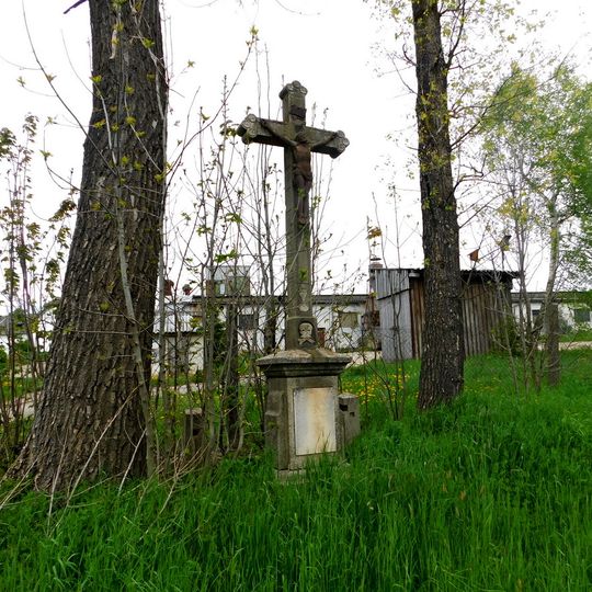 Kříž u silnice na východním okraji Stonařova