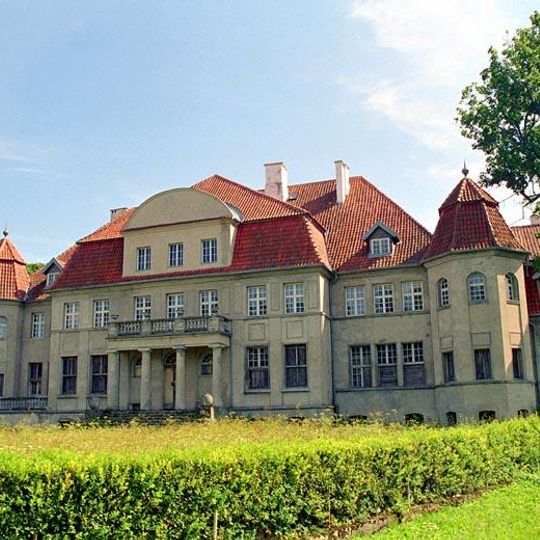 Biała Olecka Palace