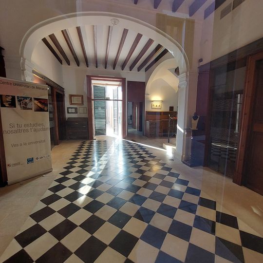 Institució Pública Antoni M. Alcover