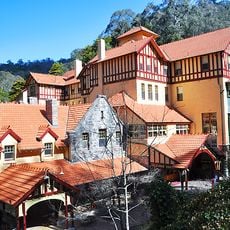 Jenolan Caves House