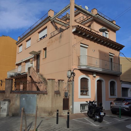 House in carrer Santa Maria, 88