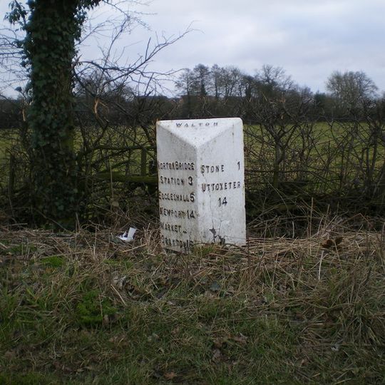 Milepost, Walton Heath, W of Stone