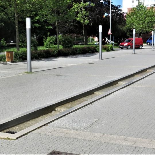 Kaskádová fontána na náměstí 5. května v Čelákovicích