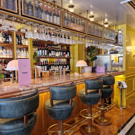 Isola by San Carlo
