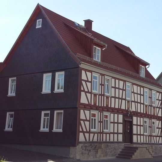 Haus Wilhelm-Leuschner-Straße 25