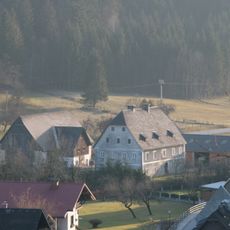 Bauernhof (Anlage) Schmidlehen (Wohnhaus und Kasten)