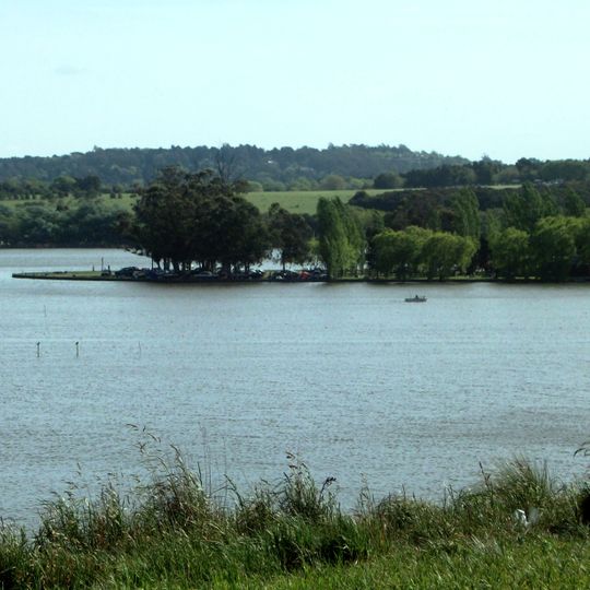 Laguna de los Padres