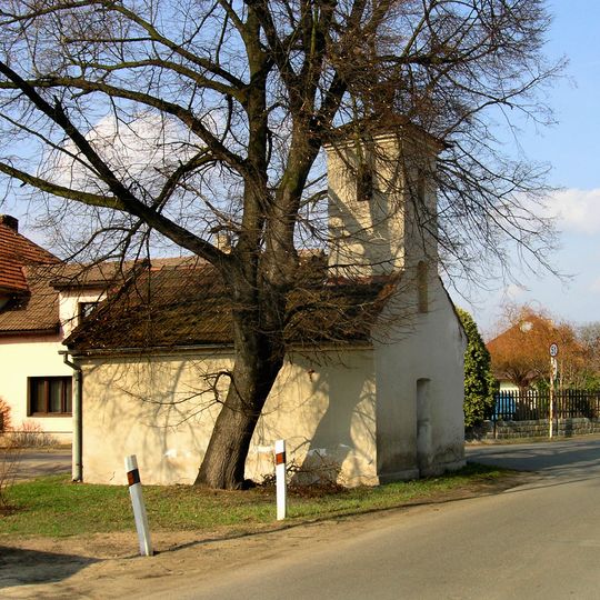 Kaple v Chrástu u Tišic