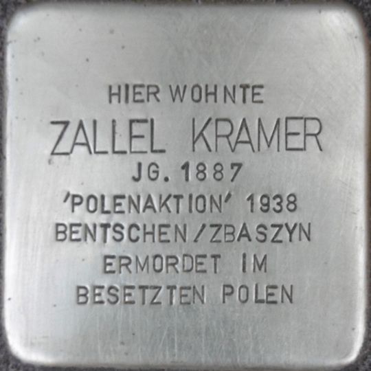 Stolperstein en memoria de Zallel Kramer