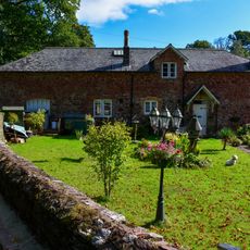 Lanscombe Lodge Cottage And Adjoining Stables