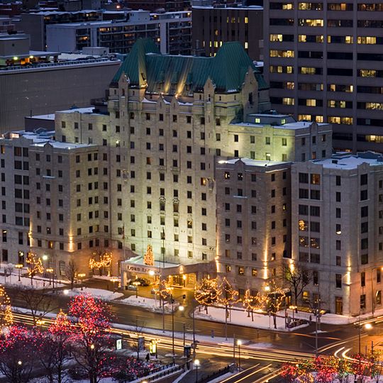 Lord Elgin Hotel