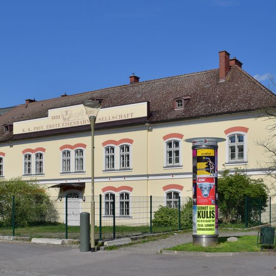 Eisenbahn/Verkehr, Bahnverwaltungsgebäude ehem. Südbahnhof