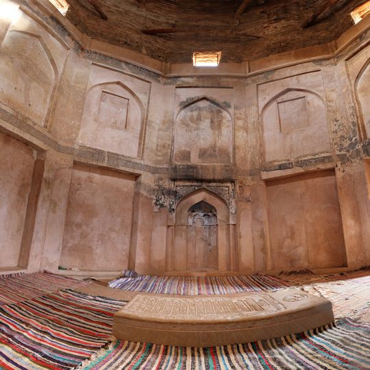 Rashid al-Din Muhammad Bidvazi Mausoleum