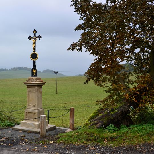 Kříž v Javorech na Děčínsku