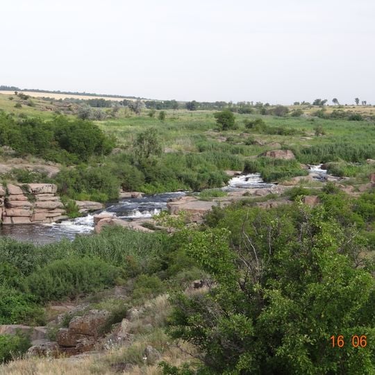 Мальовничий каньйон на річці Кам'янці в Токівських гранітах