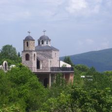 Црква „Св. Кирил и Методиј“ - Маврови Анови