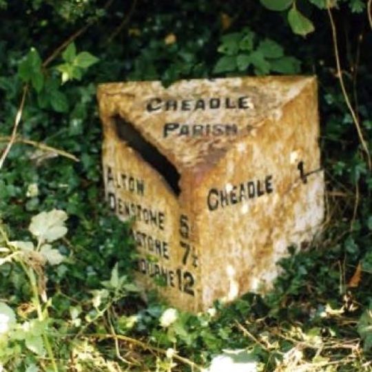 Milepost, Lightwood, E of Cheadle