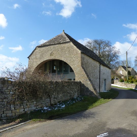 Barn and garages approximately 10m north of Croft Farmhouse