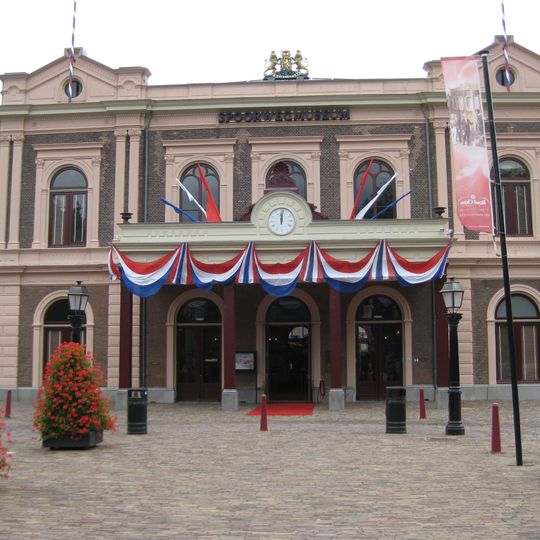 Utrecht Maliebaan railway station
