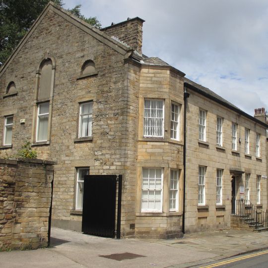 4 and 6, Queen Street