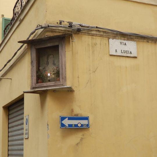 Wayside shrine in Via Santa Lucia