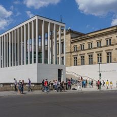 James Simon Galerie