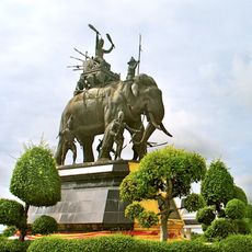 Queen Suriyothai Monument