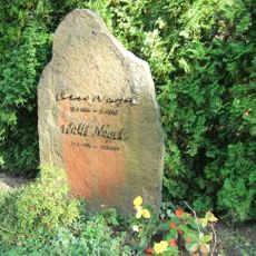 Gudrunstraße, Grabstätte Otto Nagel auf dem Städtischen Zentralfriedhof Gudrunstraße