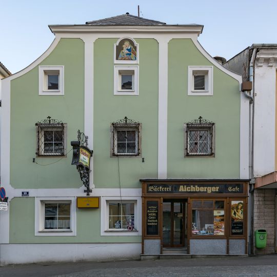 Bürgerhaus, Frauenbäckhaus