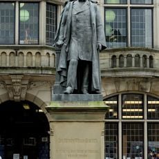 Statue of Sir Matthew Wilson
