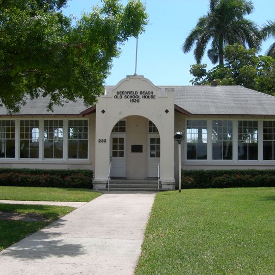 Old Deerfield School