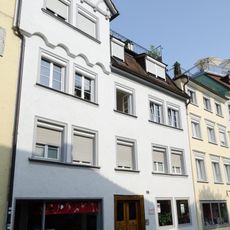 Wohn- und Geschäftshaus