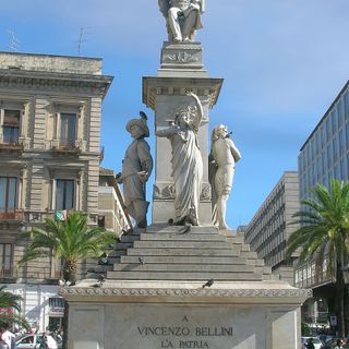 Vincenzo-Bellini-Denkmal