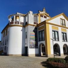 Cine-Teatro Curvo Semedo